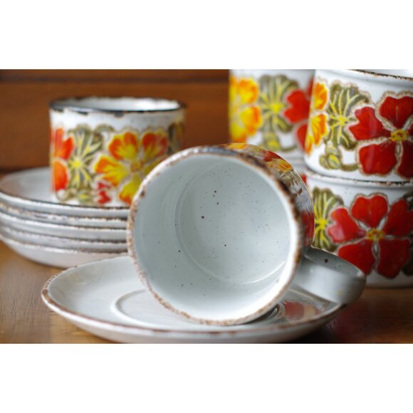 Set of 2 Midwinter Stonehenge Nasturtium Pattern Flat Cups Saucers Coffee Mugs - Picture 4 of 5